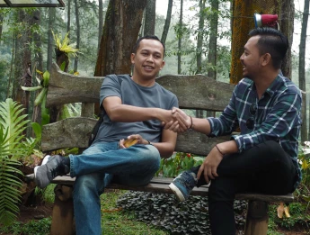 Gallery Gathering Bandung 10 ~blog/2024/11/6/cam_1_60