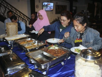 Gallery Gathering Bandung 41 ~blog/2024/11/6/cam_2_164