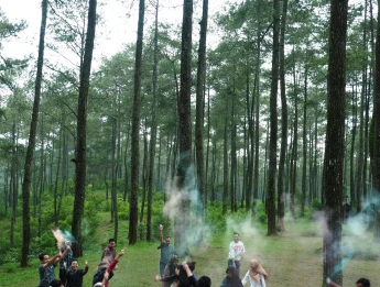 Gallery Gathering Bandung 71 ~blog/2024/12/9/cam_1_224