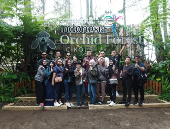 Gallery Gathering Bandung 3 ~blog/2024/12/9/cam_1_26