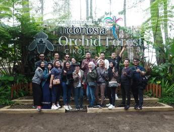 Gallery Gathering Bandung 55 ~blog/2024/12/9/cam_1_27