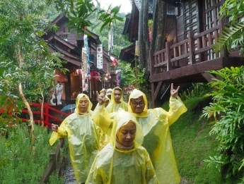 Gallery Gathering Bandung 78 ~blog/2024/12/9/cam_1_359