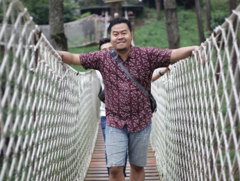 Gallery Gathering Bandung 98 ~blog/2024/12/9/cam_3_26
