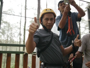 Gallery Gathering Bandung 111 ~blog/2024/12/9/cam_3_264